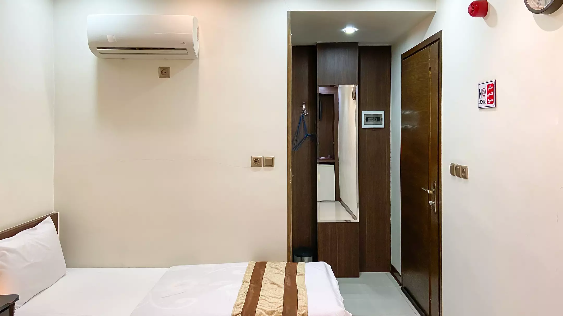 Alibaba https://cdn.alibaba.ir/ostorage/hotel-accommodation-images/67031e9fb347cc1bd8f4bb71_964fd5c3-dd71-4b39-a5cd-48ca2cd59a32_تویین (4).webp